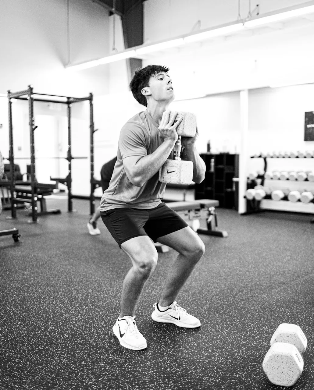 Athlete setting up a squat
